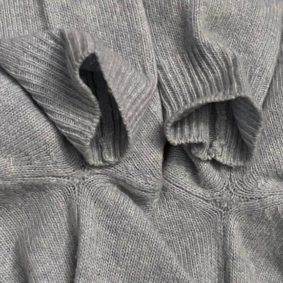 Topshop Heather Blue Long Sleeve Knit Jewel Studded Crewneck Sweater 4 - Picture 14 of 16